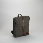 dunkel-wald-dunkel-braun