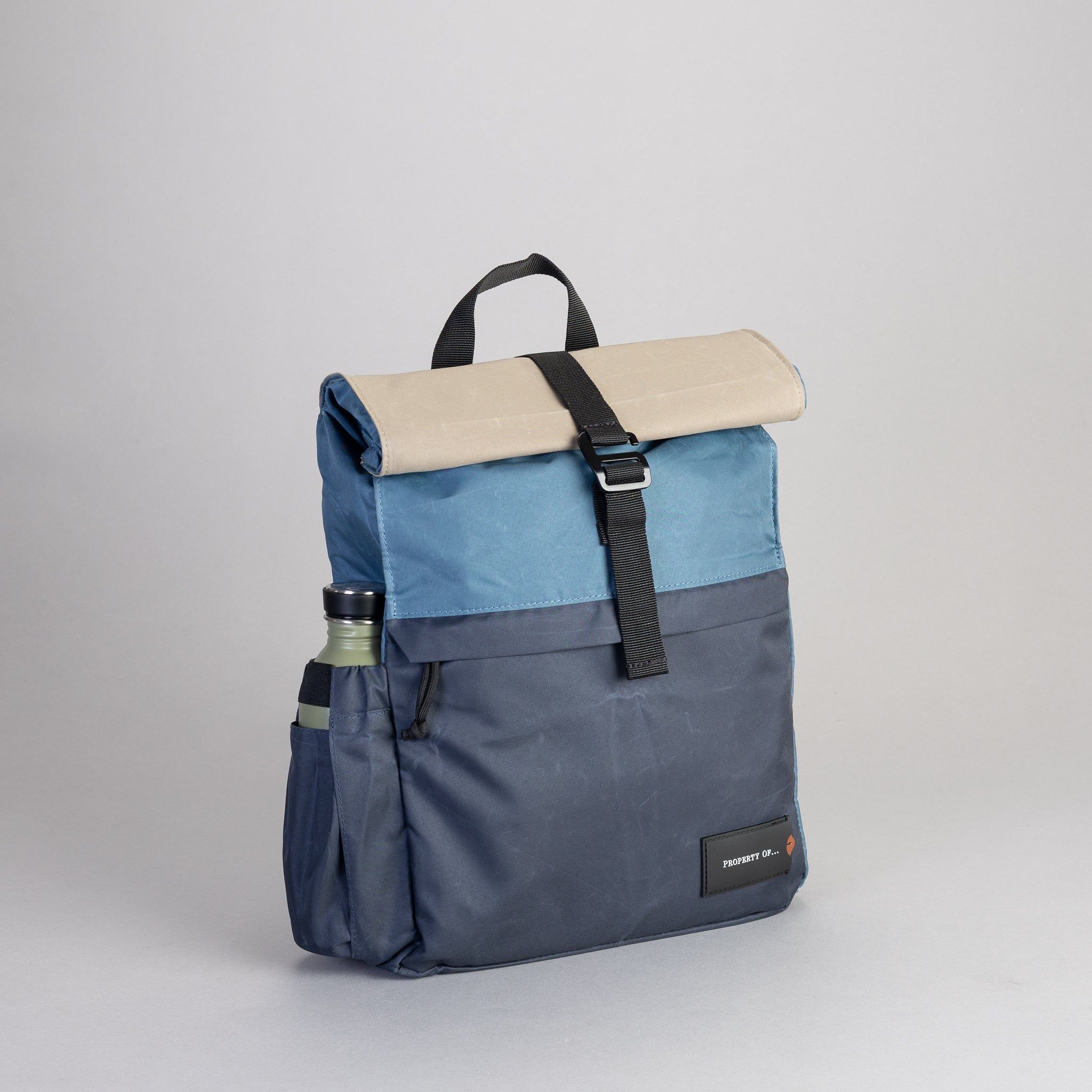 khaki-blau-marine