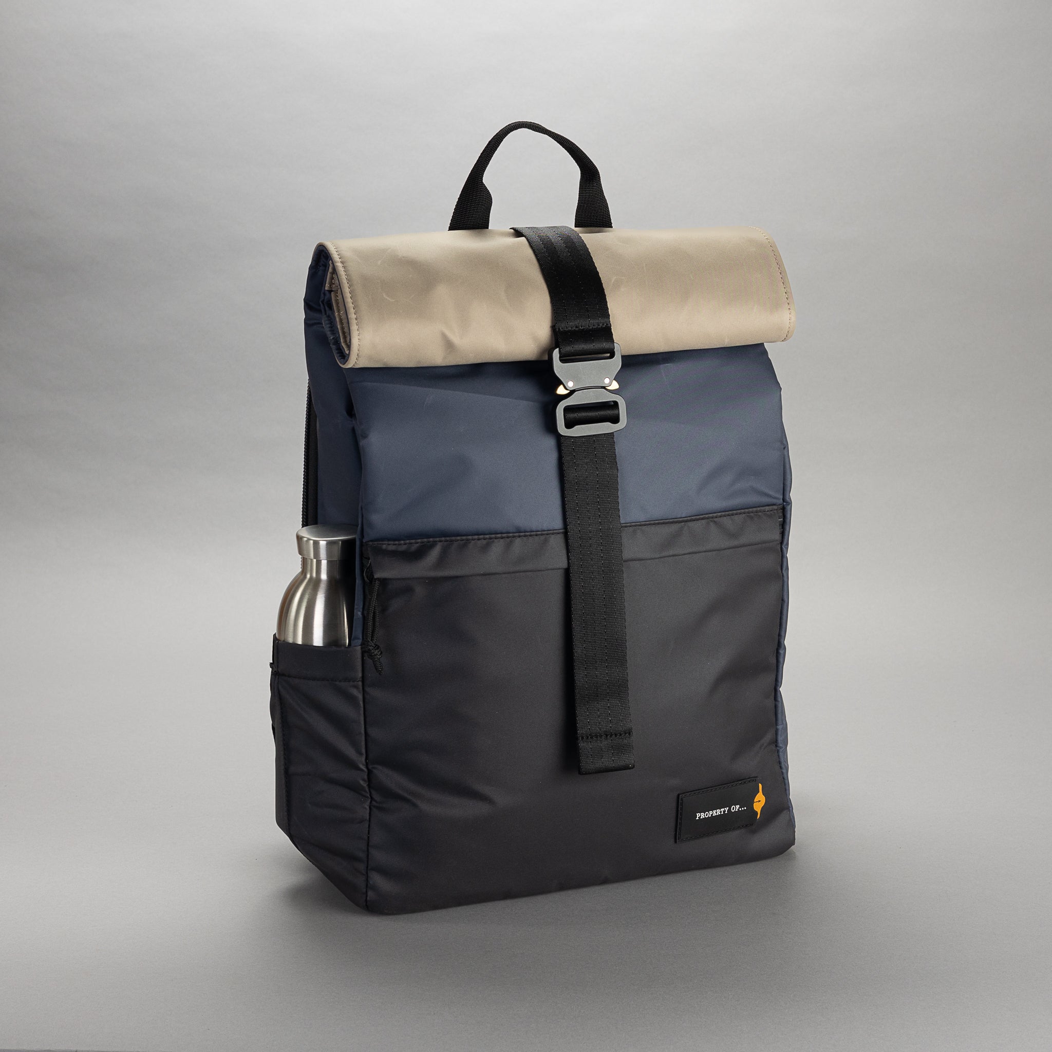 khaki-navy-kohle